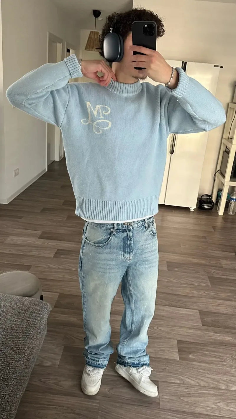 Müttr Embroided Pullover