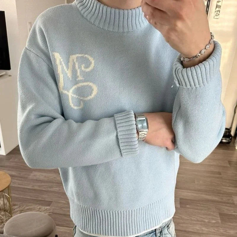 Müttr Embroided Pullover