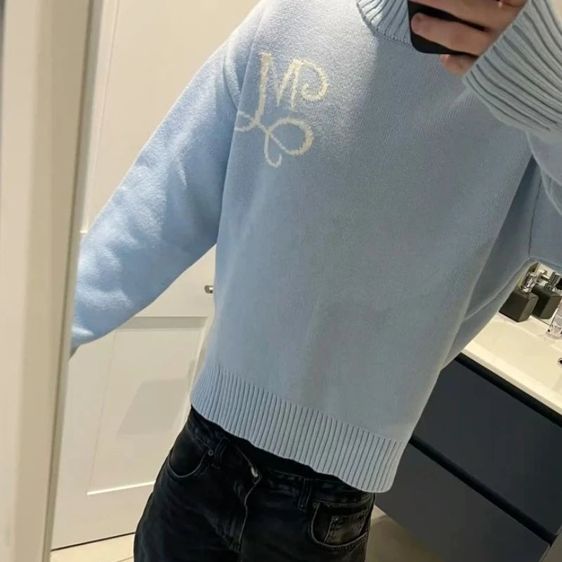 Müttr Embroided Pullover